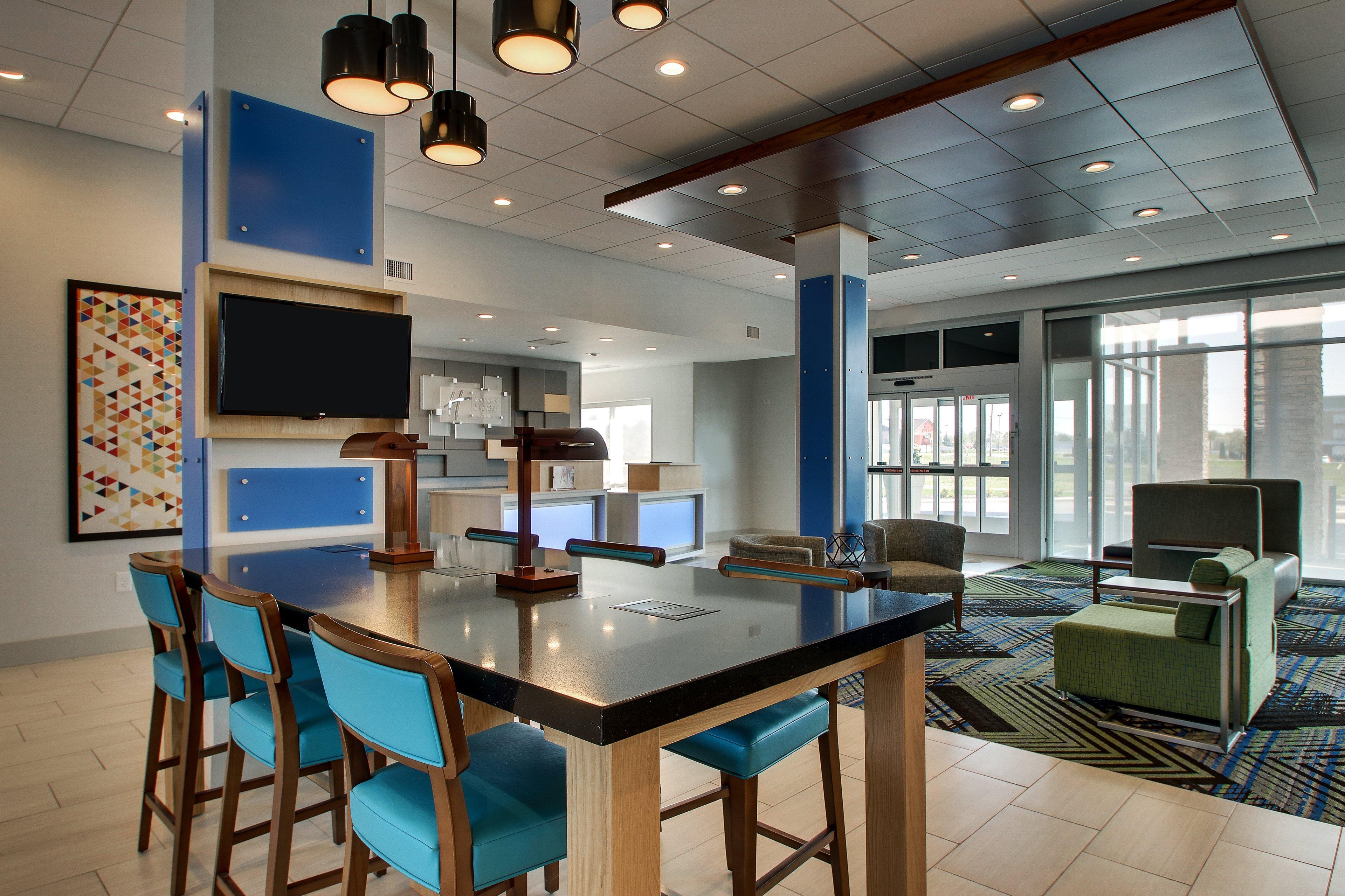 Holiday Inn Express & Suites Findlay North By Ihg Exterior photo
