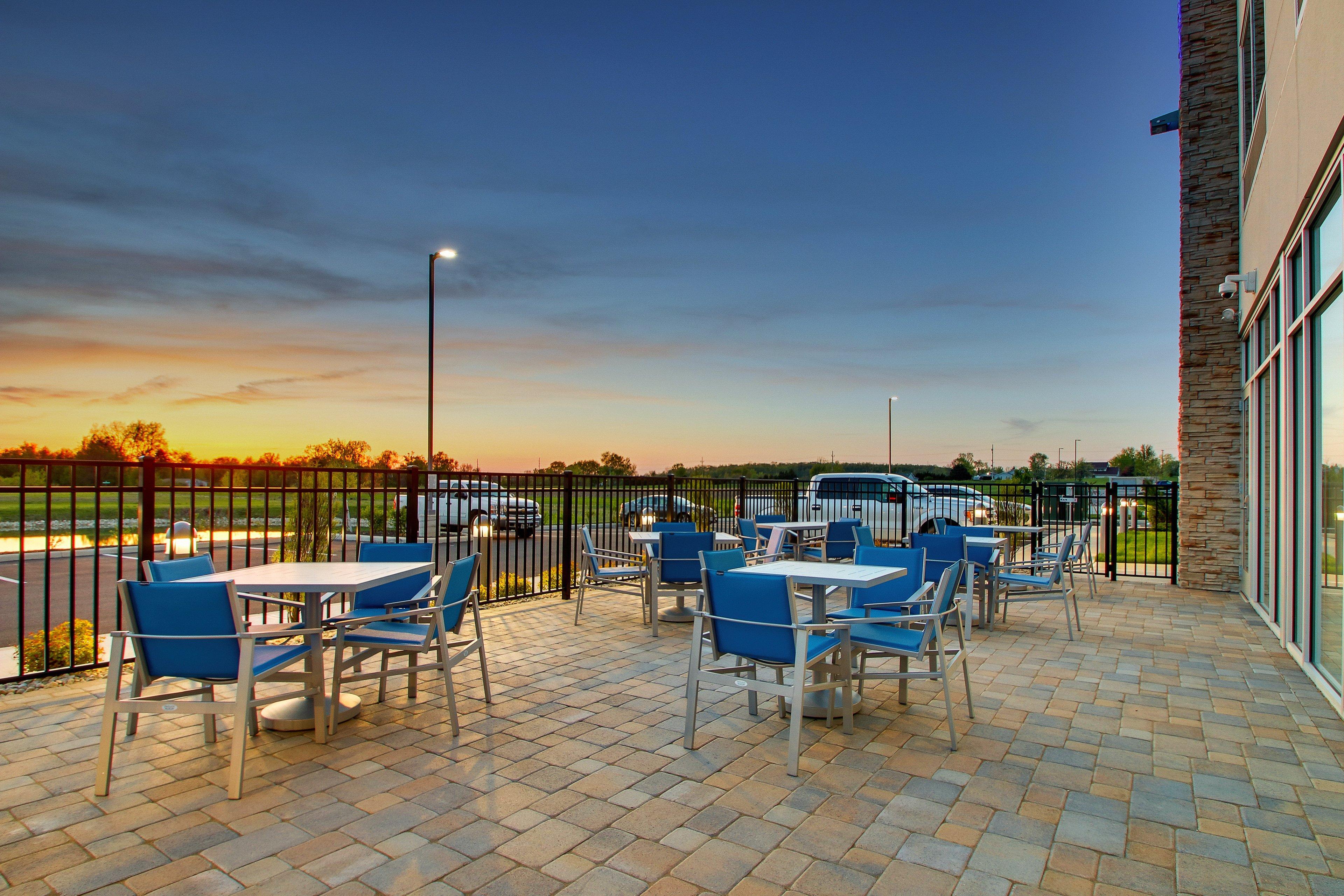 Holiday Inn Express & Suites Findlay North By Ihg Exterior photo