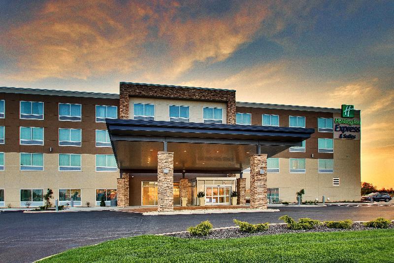 Holiday Inn Express & Suites Findlay North By Ihg Exterior photo